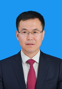 谢 云